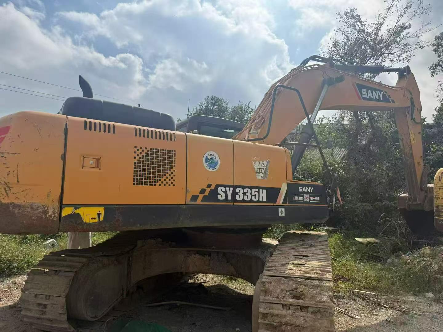 شراء حفارة Sany SY285C مستعملة / 2