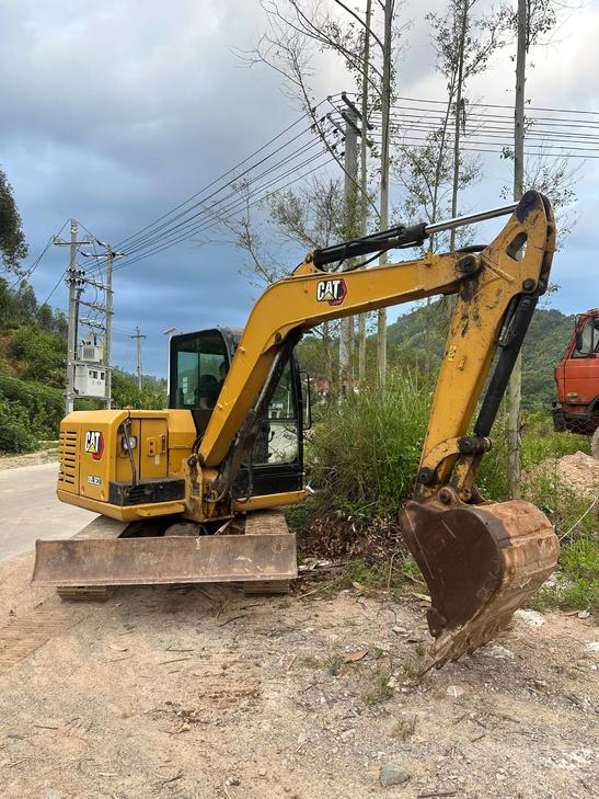 Buy Caterpillar 305.5 Used Excavator / 1