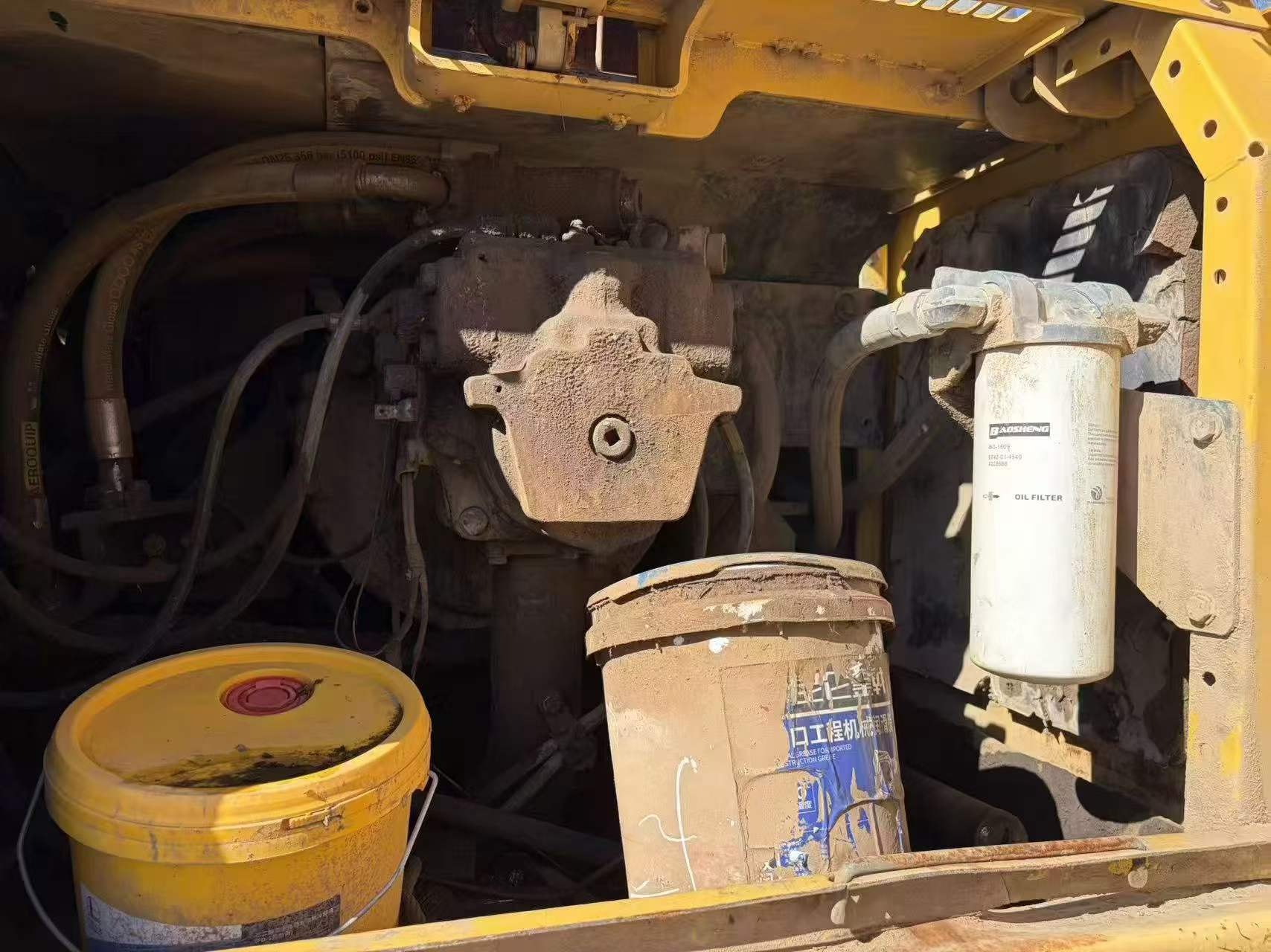 Купить Подержанный Экскаватор Komatsu PC300 / 6