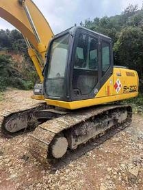 Buy Sumitomo SH200A5 Used Excavator / 4 Buy Sumitomo SH200A5 Used Excavator / 4