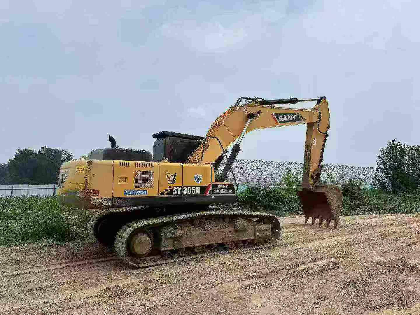 Buy Sany SY305C Used Excavator / 2