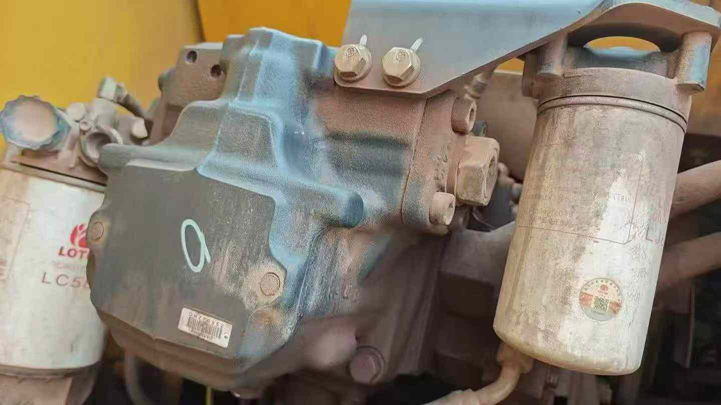 Buy Komatsu Used Excavator / 2