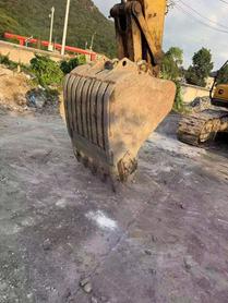 Buy Hyundai R215-7 Used Excavator / 8 Buy Hyundai R215-7 Used Excavator / 8