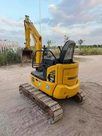 Buy Komatsu PC18MR-2 Used Excavator / 3 Buy Komatsu PC18MR-2 Used Excavator / 3