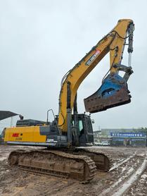 Buy XCMG XE550DK Used Excavator / 2 Buy XCMG XE550DK Used Excavator / 2