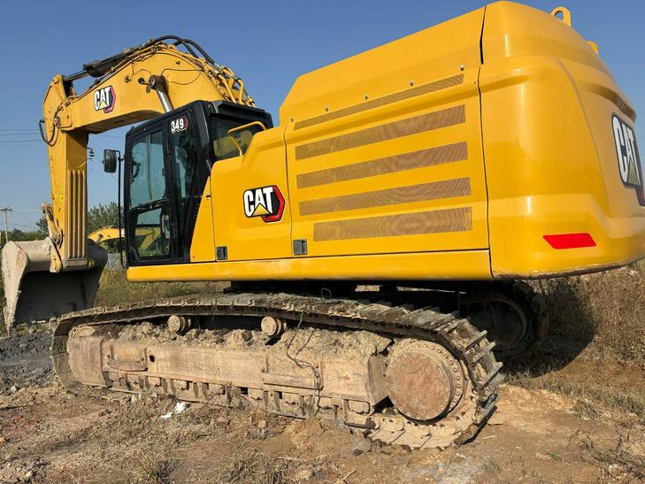 Buy Caterpillar 349E Used Excavator / 1