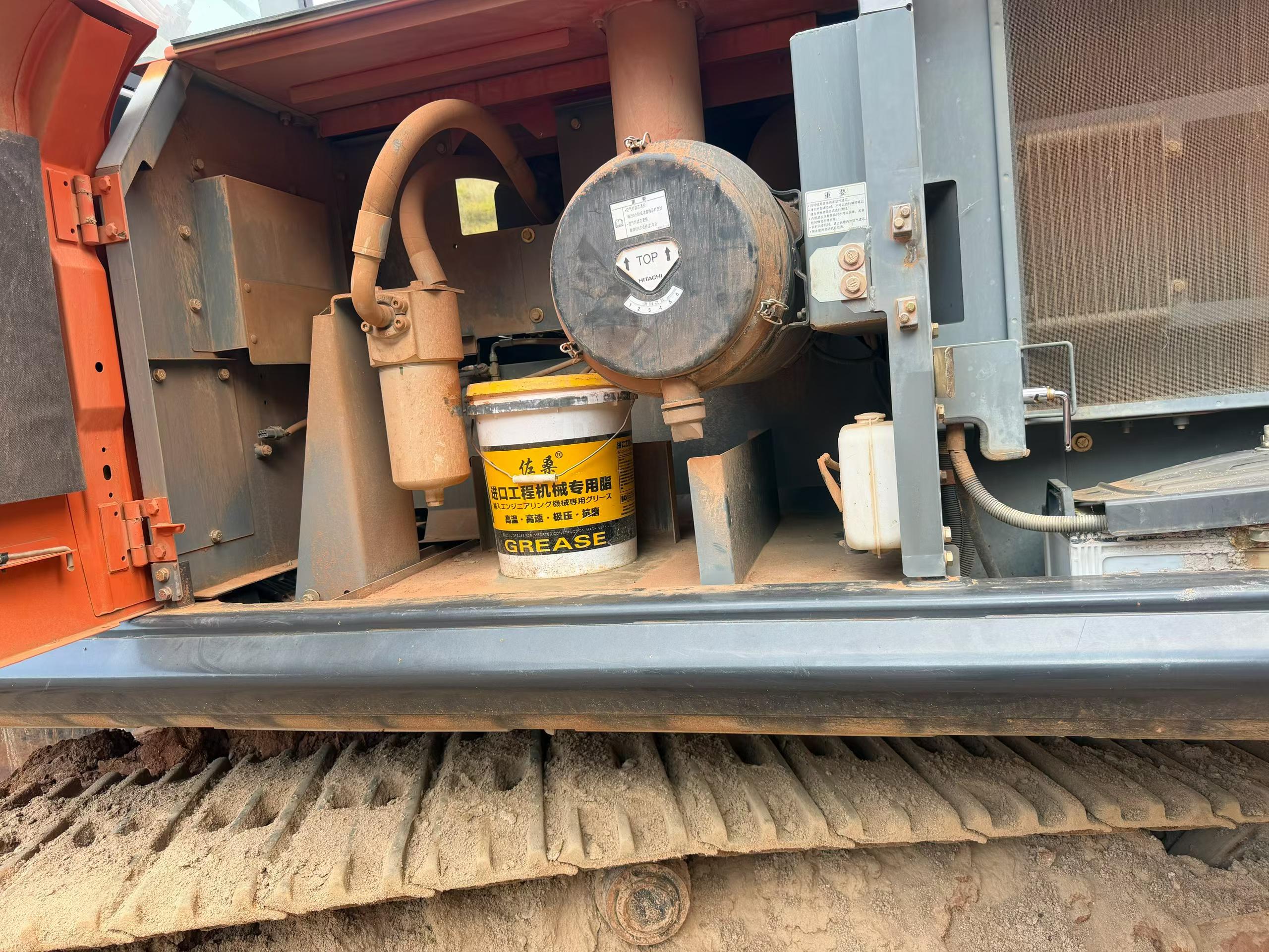 شراء حفارة Hitachi EX360-5 مستعملة / 9