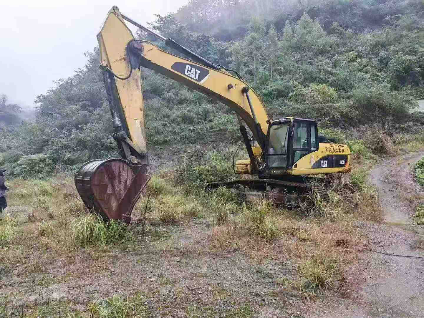 Buy Caterpillar 325D Used Excavator / 2