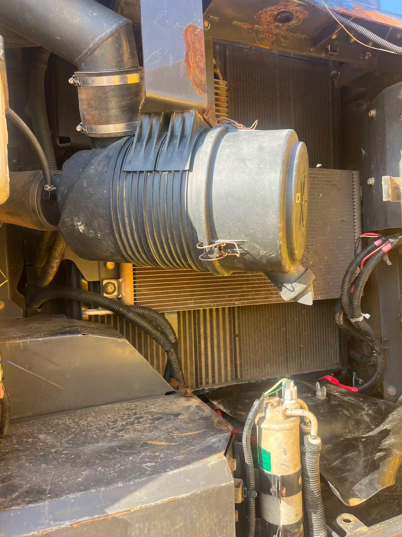Buy Sumitomo SH130-3 Used Excavator / 4