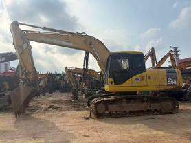 Buy Komatsu PC200-7 Used Excavator / 2 Buy Komatsu PC200-7 Used Excavator / 2