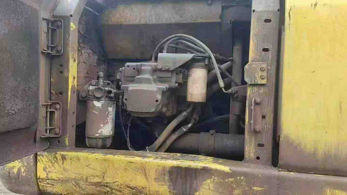 Buy Komatsu PC200-8N1 Used Excavator / 5