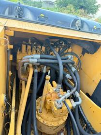 Buy Caterpillar 320D Used Excavator / 5 Buy Caterpillar 320D Used Excavator / 5