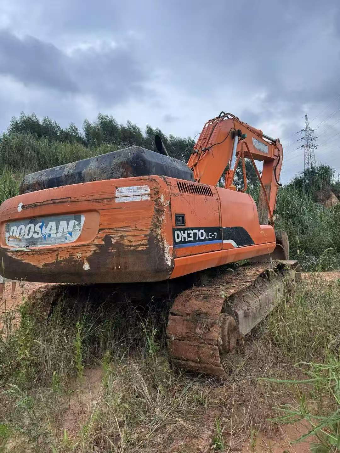 Buy Doosan DH300-7 Used Excavator / 2