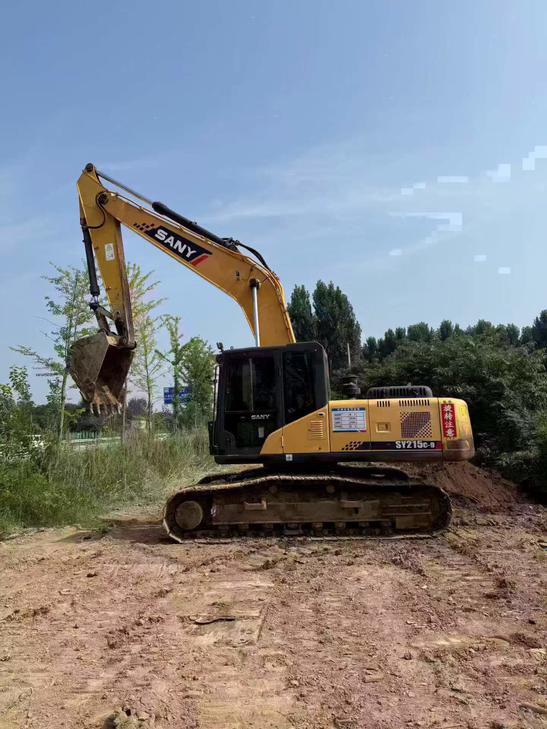 Buy Sany SY215C-8 Used Excavator / 1