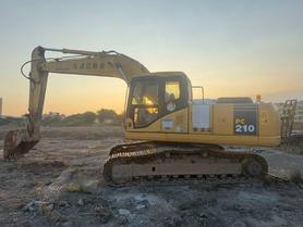 Buy Komatsu PC210-7 Used Excavator / 2 Buy Komatsu PC210-7 Used Excavator / 2