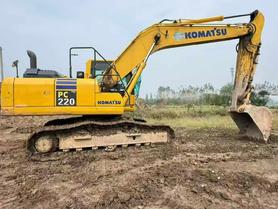 Buy Komatsu Used Excavator / 4 Buy Komatsu Used Excavator / 4