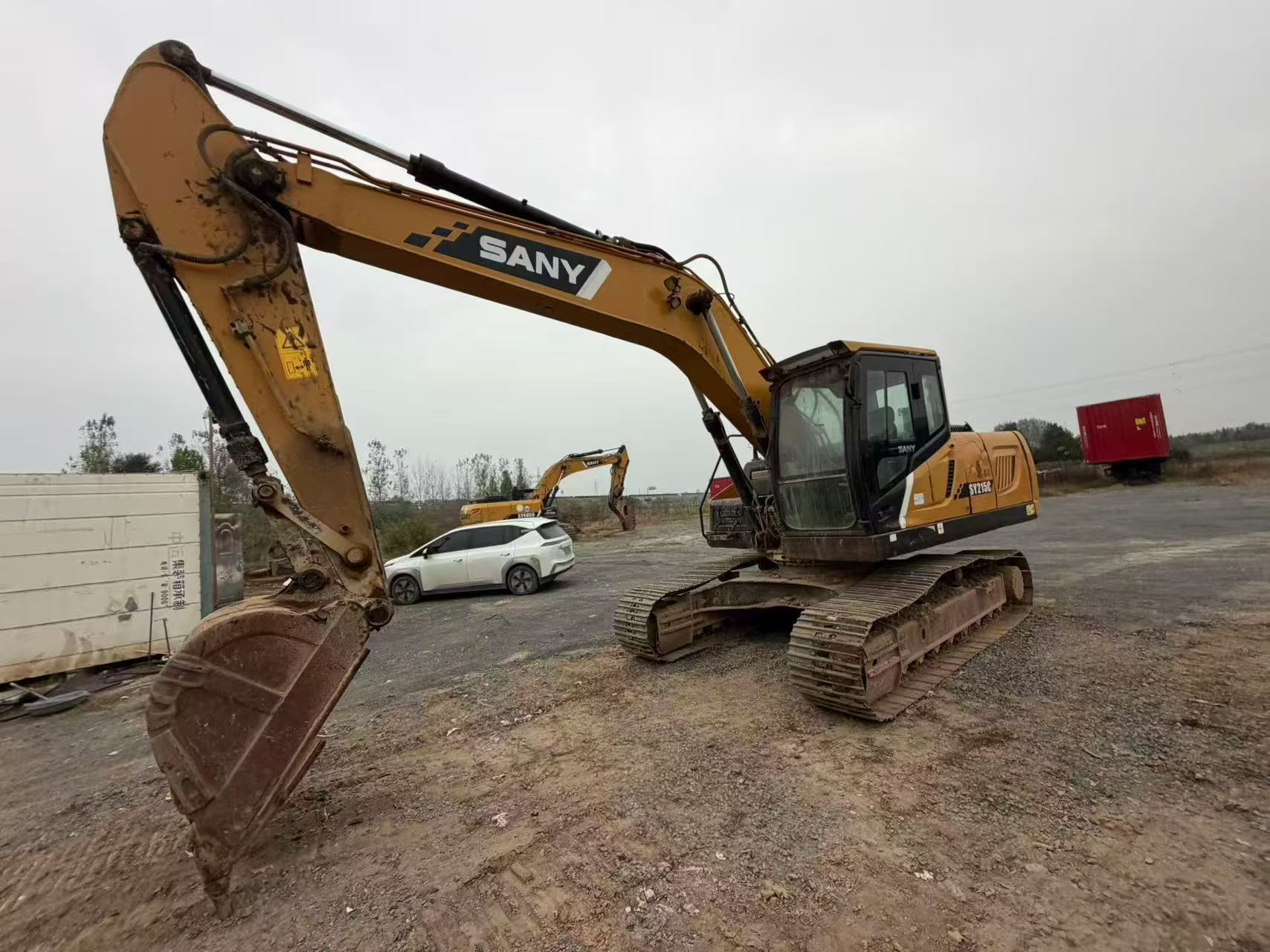 Buy Sany SY215C Used Excavator / 3