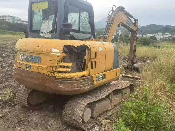 Buy XCMG XE60 Used Excavator / 1