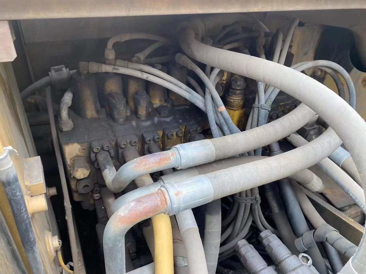 Buy Caterpillar 320D Used Excavator / 1