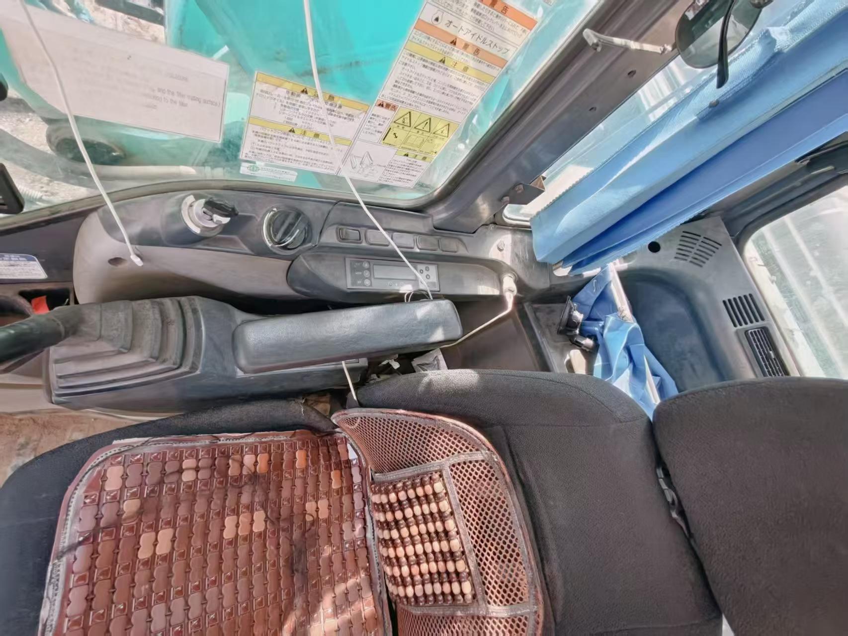 Buy Kobelco SK200-11 Used Excavator / 6