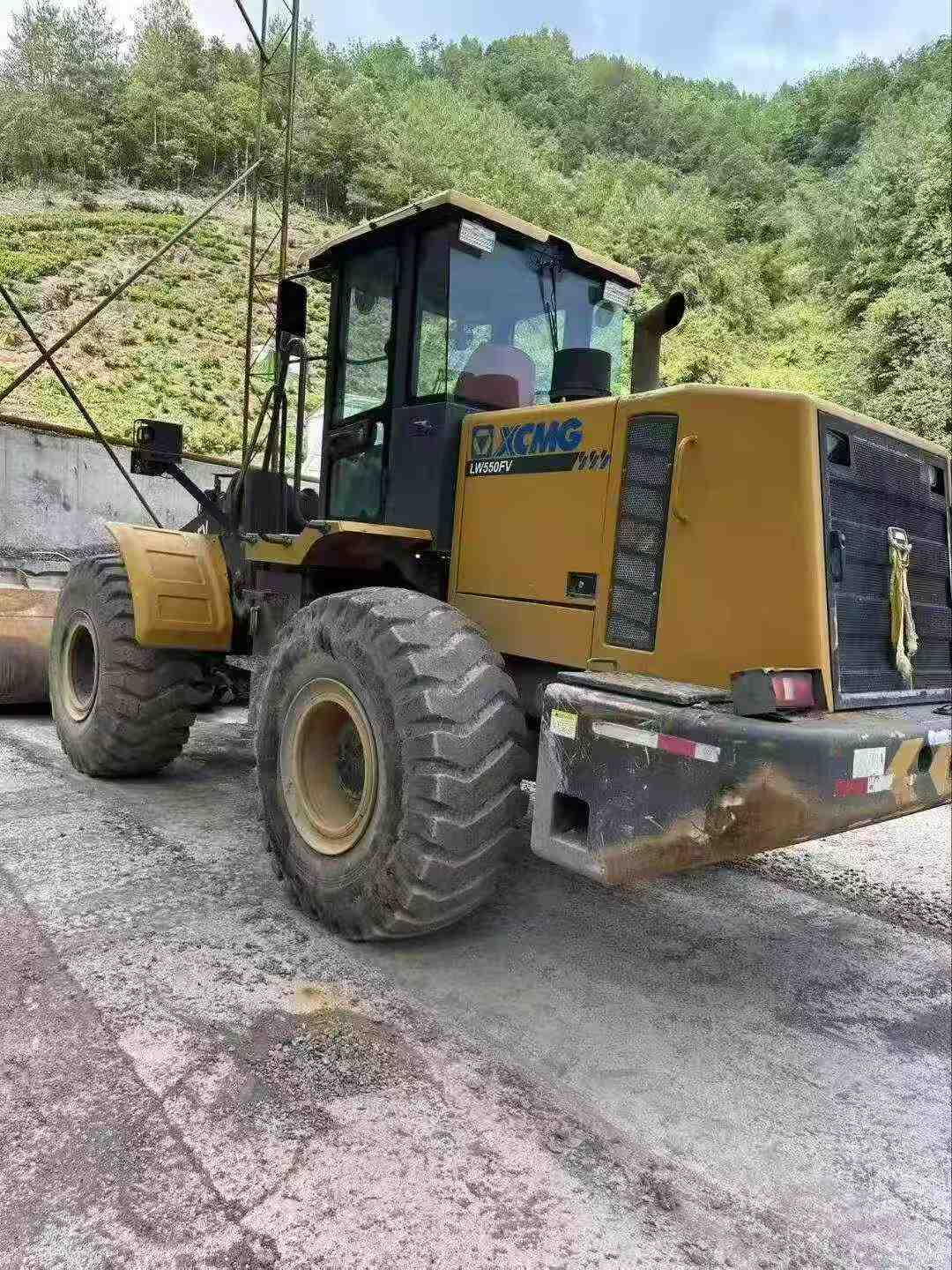 Buy XCMG XE550DK Used Excavator / 3