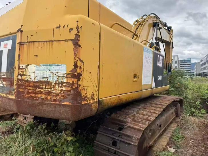 Buy Caterpillar 349E Used Excavator / 1