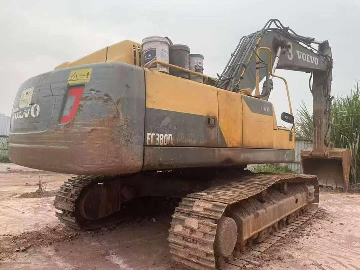 Buy Volvo L350F Used Excavator / 1