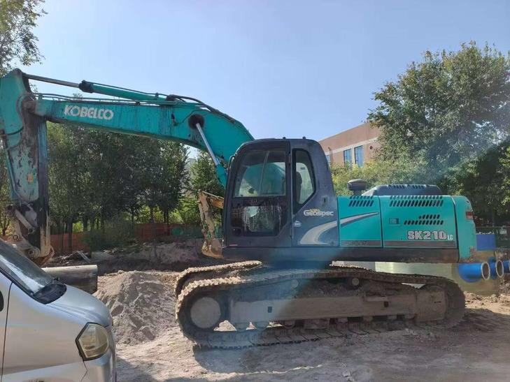 Buy Kobelco SK210 Used Excavator / 1