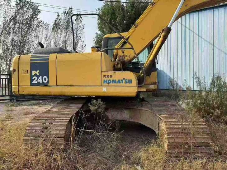 Buy Komatsu Used Excavator / 1