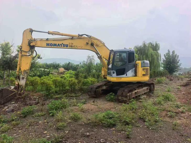 Buy Komatsu PC228US-3 Used Excavator / 1