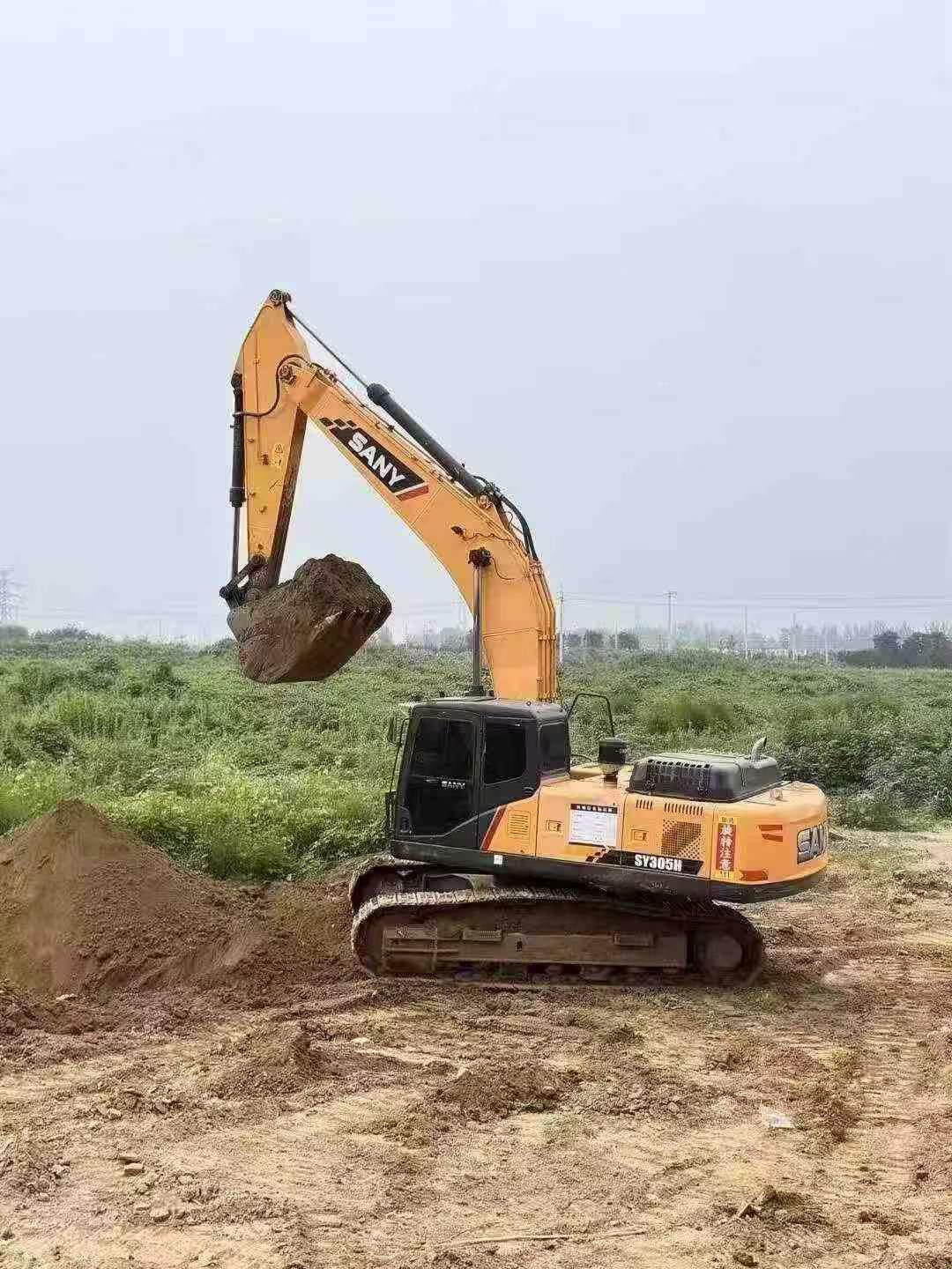 Buy Sany SY305C Used Excavator / 3
