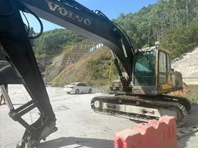 Buy Volvo EC200 Used Excavator / 3 Buy Volvo EC200 Used Excavator / 3