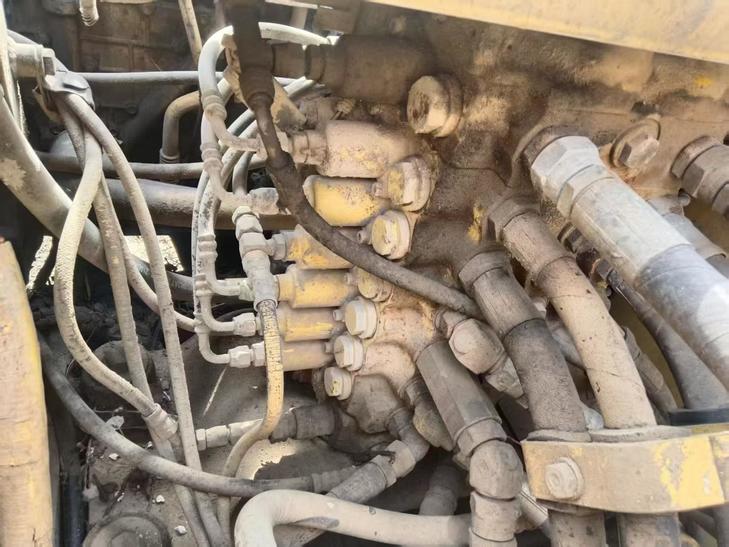 Buy Komatsu Used Excavator / 1