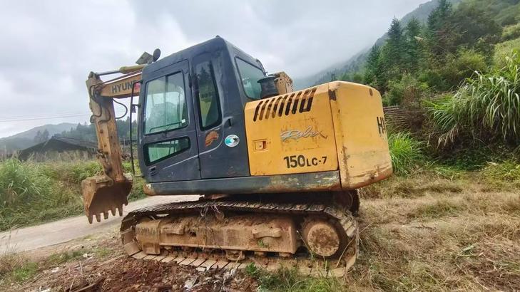 Buy Hyundai 110LVS Used Excavator / 1