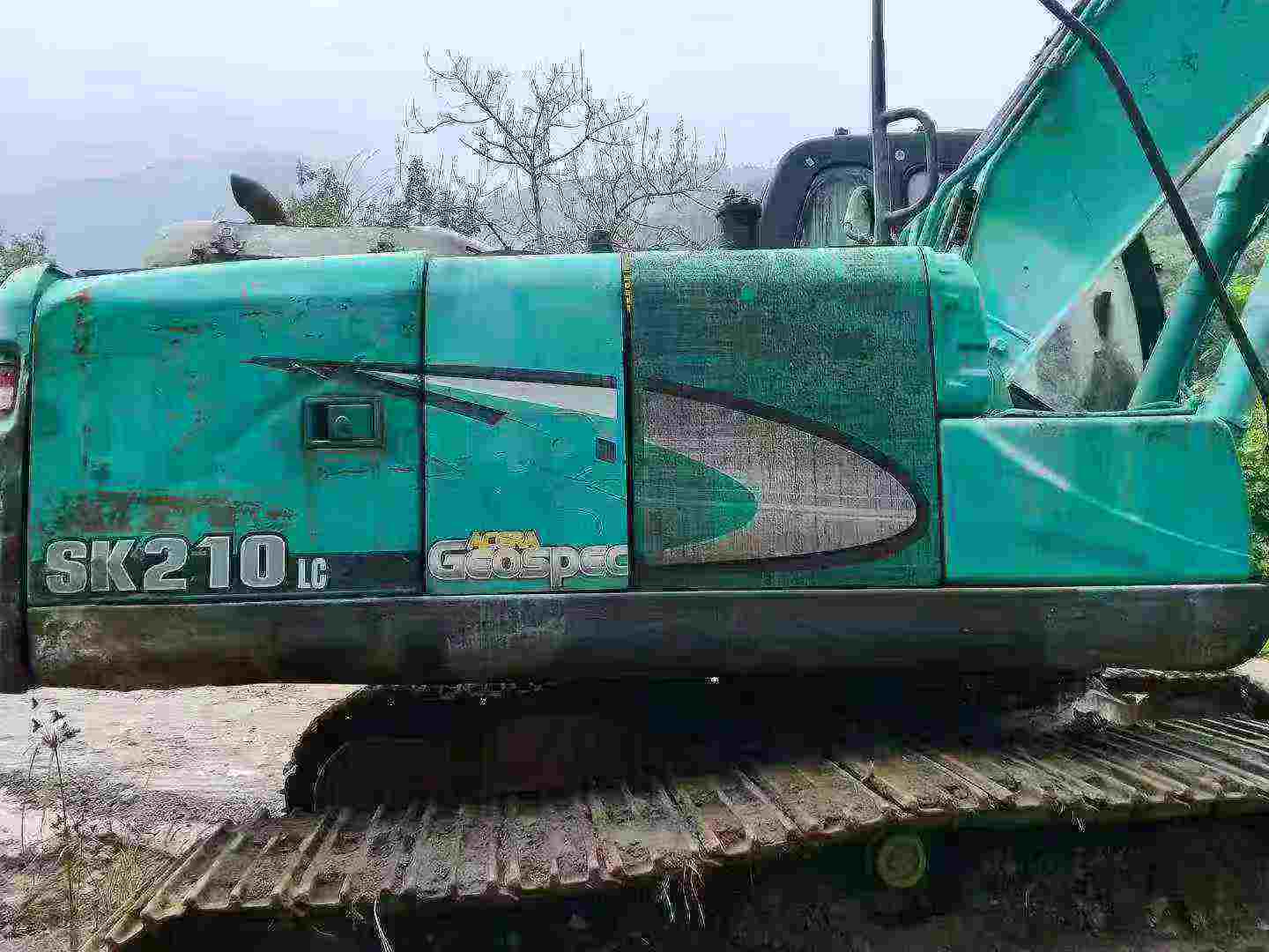 Buy Kobelco SK210 Used Excavator / 2