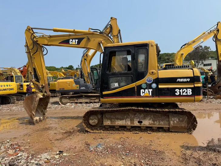 Buy Caterpillar 311 Used Excavator / 1