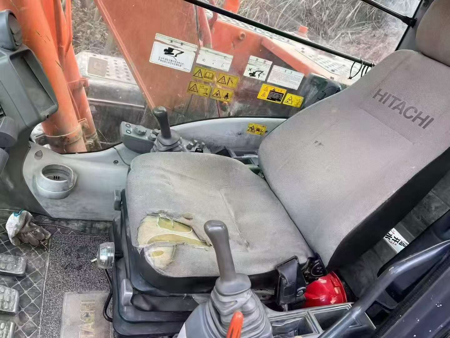Buy Hitachi EX130 Used Excavator / 7