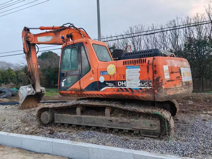 شراء حفارة Doosan S225 مستعملة / 1