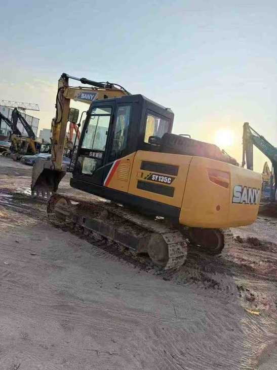 Buy Sany SY135 Used Excavator / 1