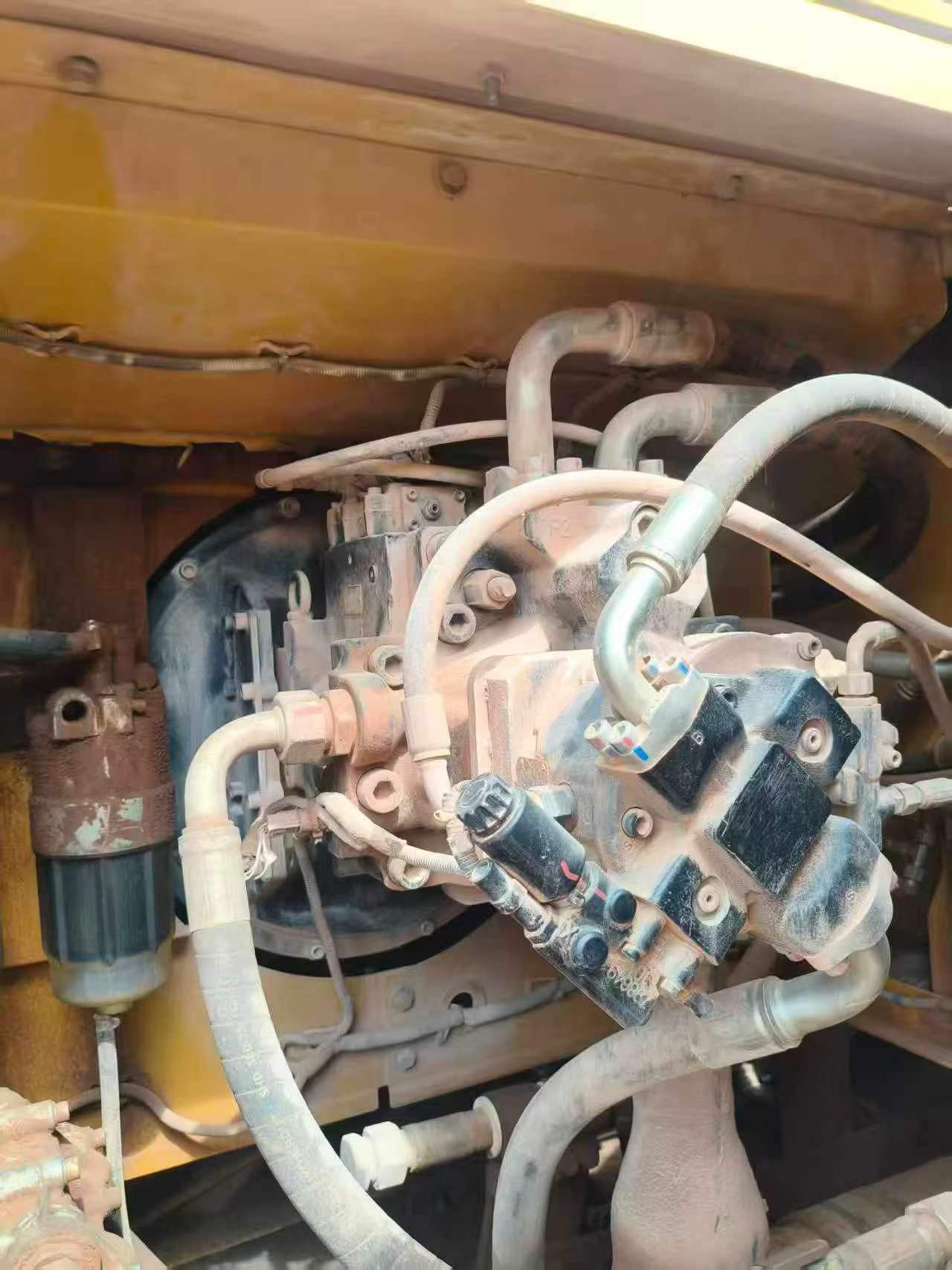 Buy Sany SY550H Used Excavator / 8