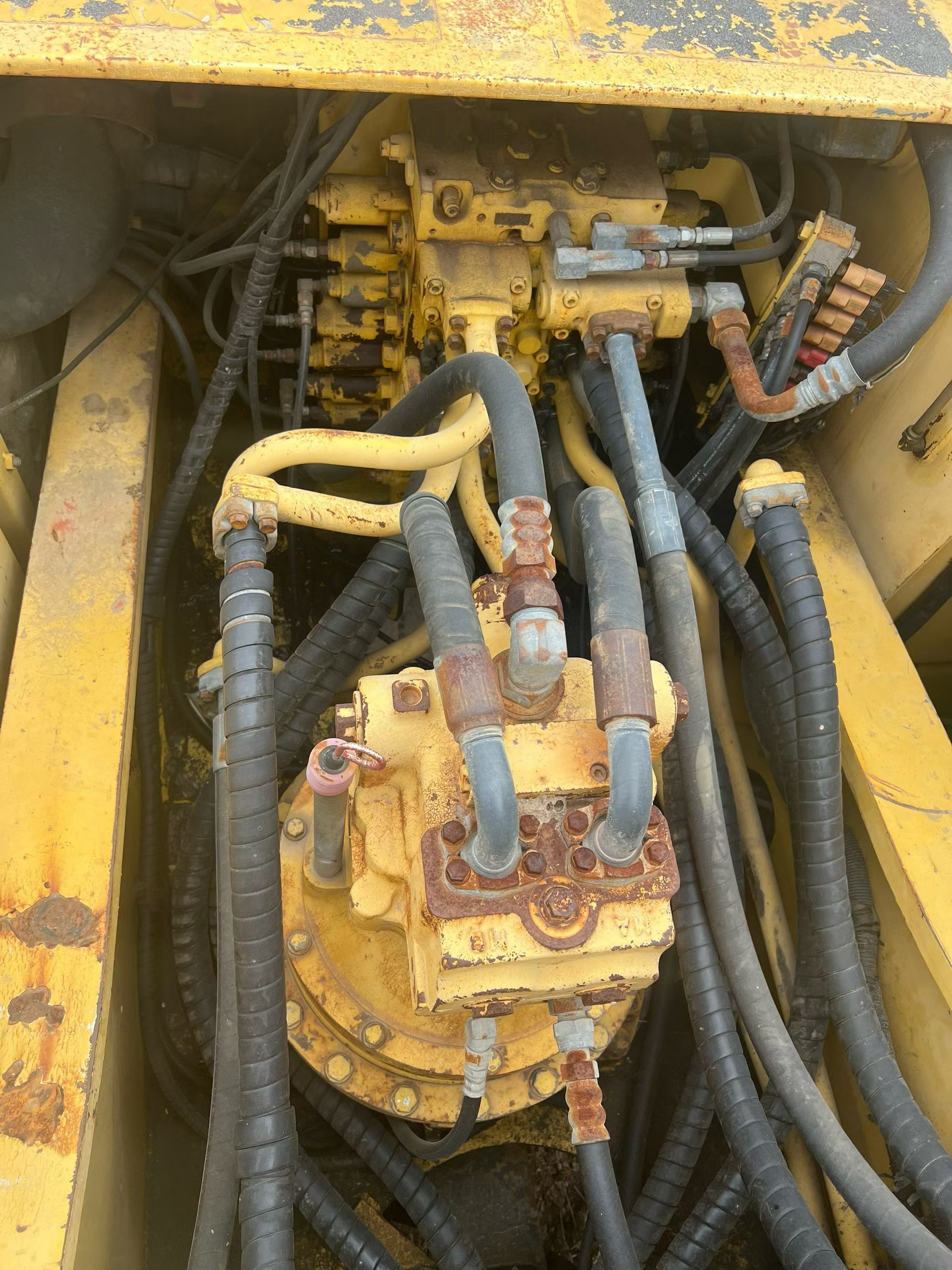Buy Komatsu PC350-7 Used Excavator / 6