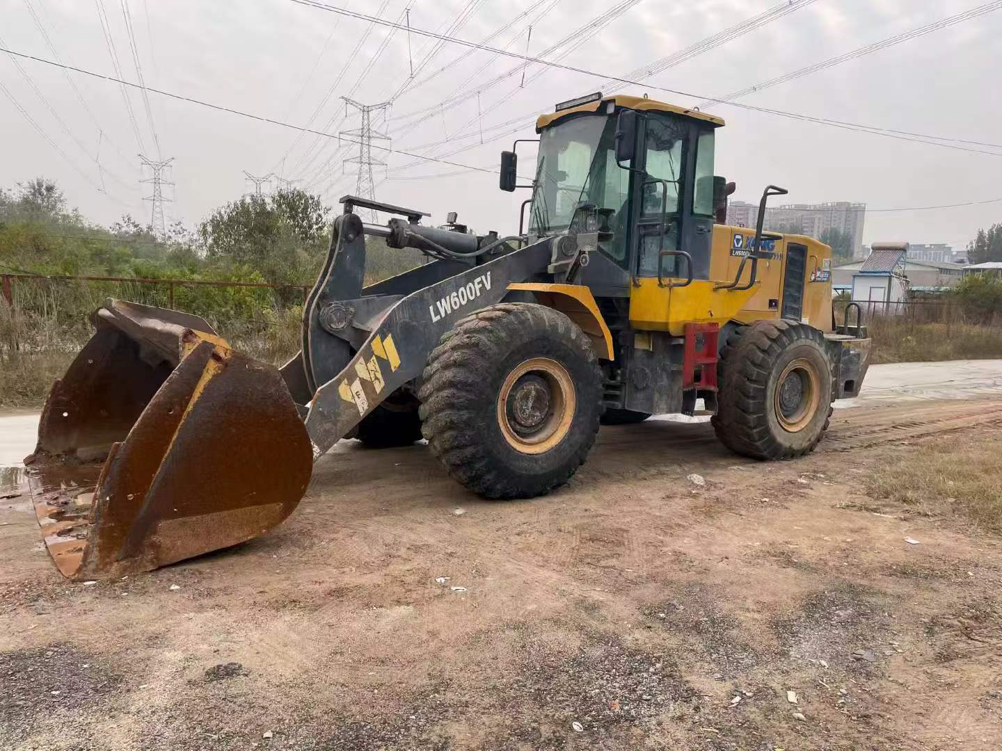 Buy XCMG LW600FV Used Loader / 2