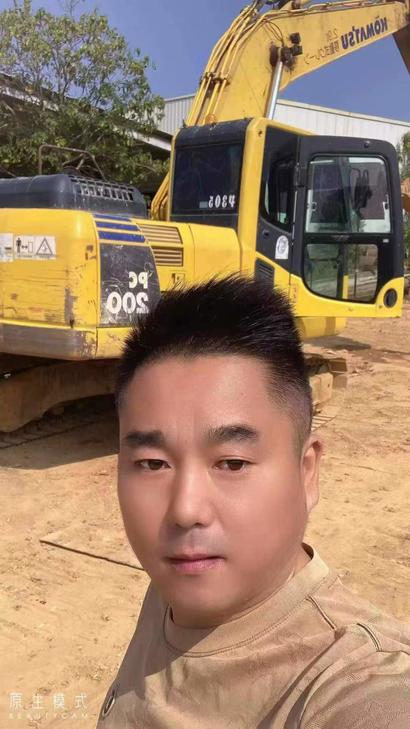 Buy Komatsu Used Excavator / 1