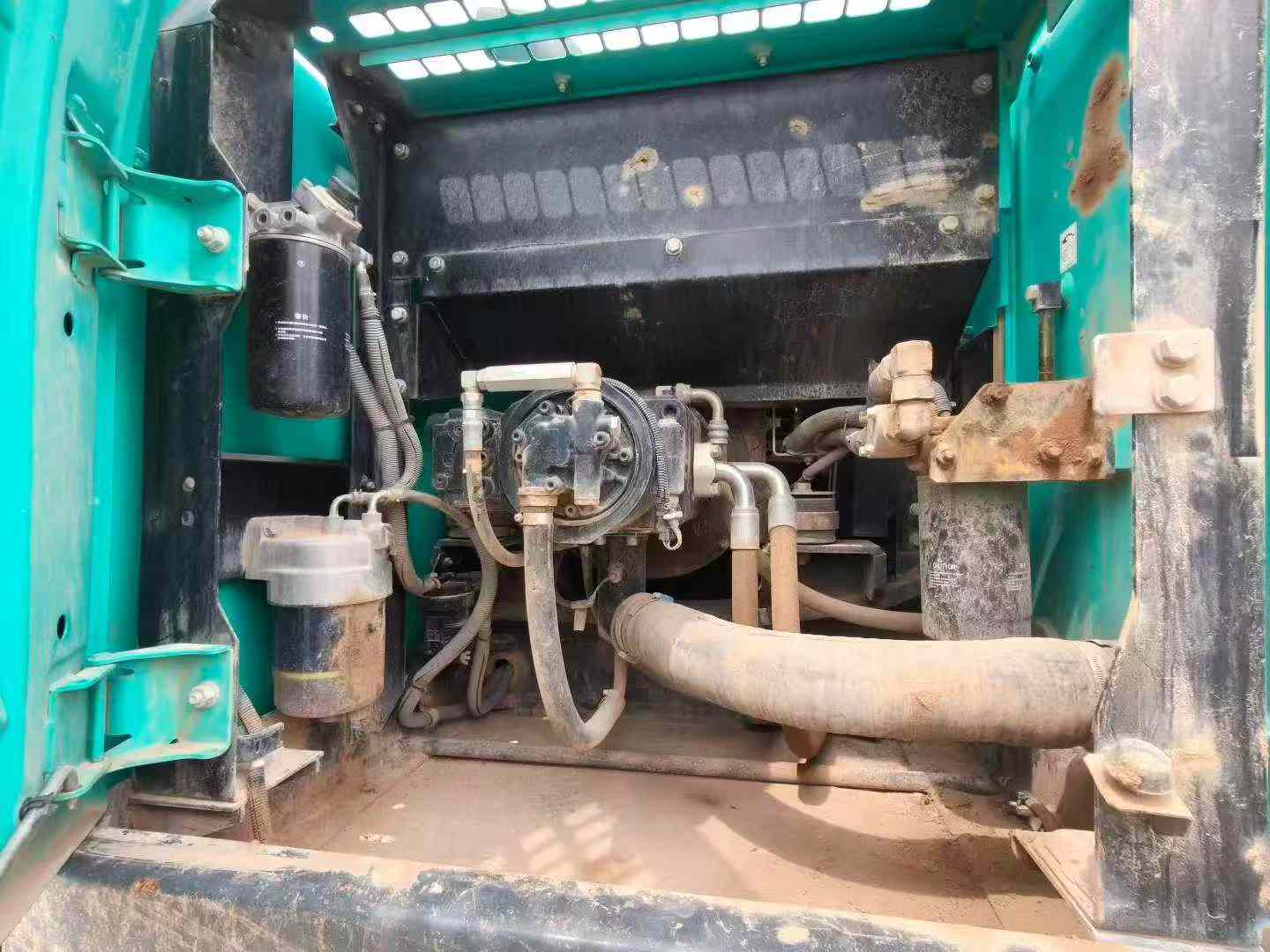 Buy Kobelco SK210 Used Excavator / 6