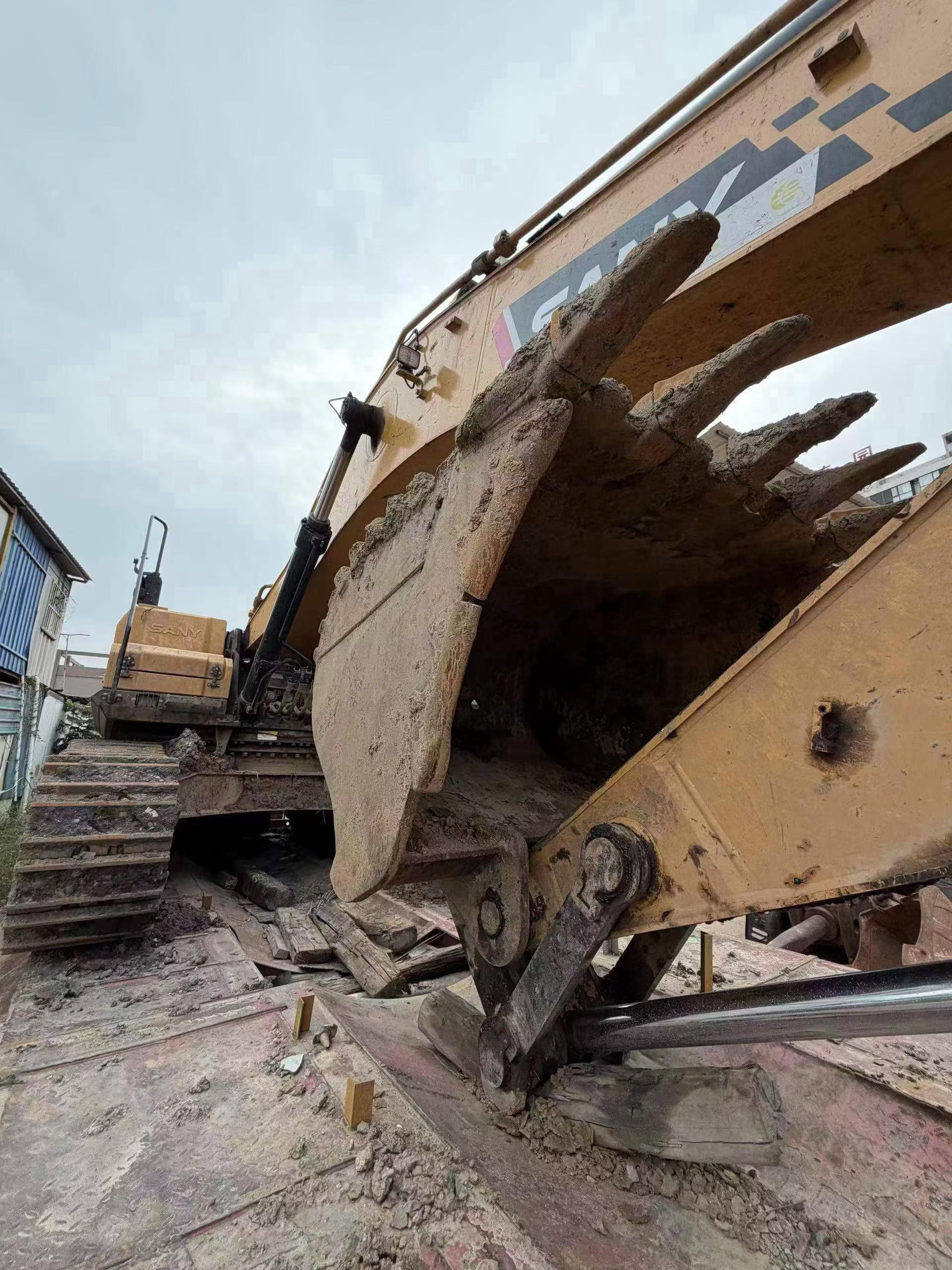 Buy Sany SY375H Used Excavator / 4