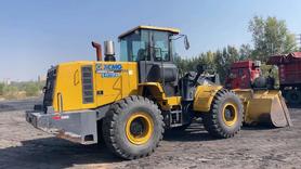 Buy XCMG LW500HV Used Loader / 3 Buy XCMG LW500HV Used Loader / 3