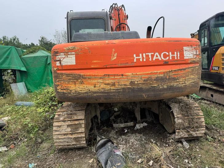 Buy Hitachi EX120-6 Used Excavator / 1