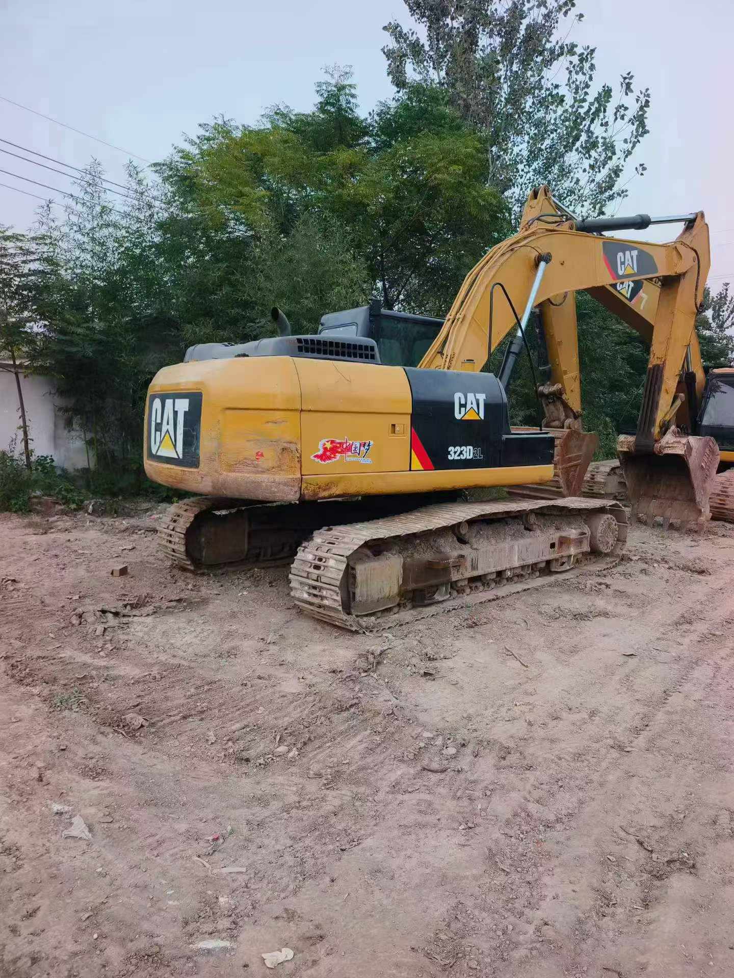 Buy Caterpillar 323D2L Used Excavator / 2