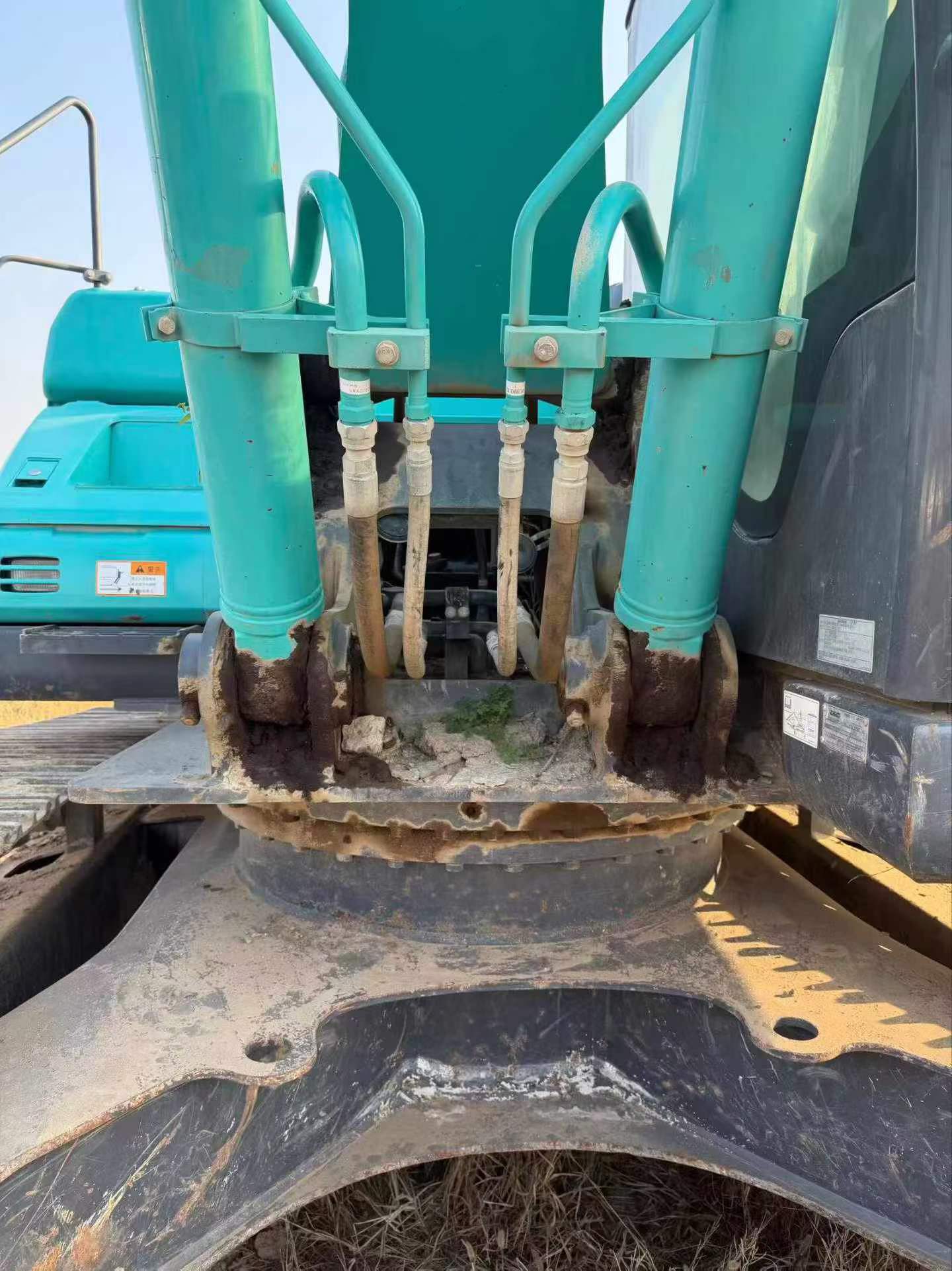 Buy Kobelco SK210 Used Excavator / 3