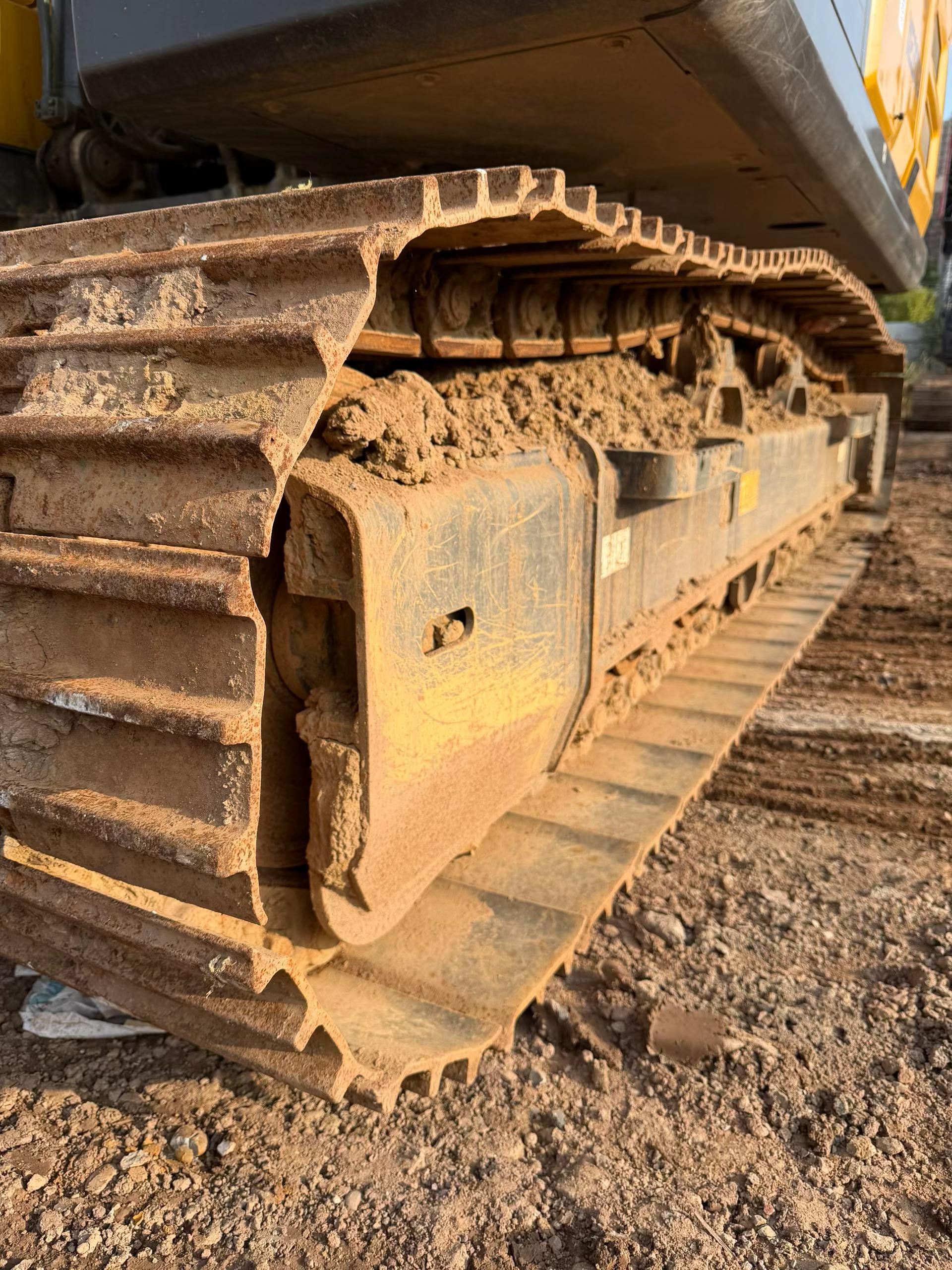 Buy XCMG XE200 Used Excavator / 6